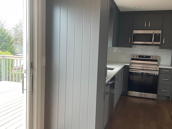 5th image of 14 Barbara Ln