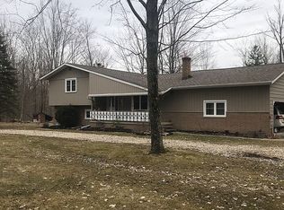 5411 Hartneck Rd, Valley City, OH 44280