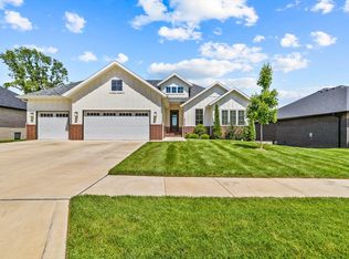 5988 S Holland Ave, Springfield, MO 65810