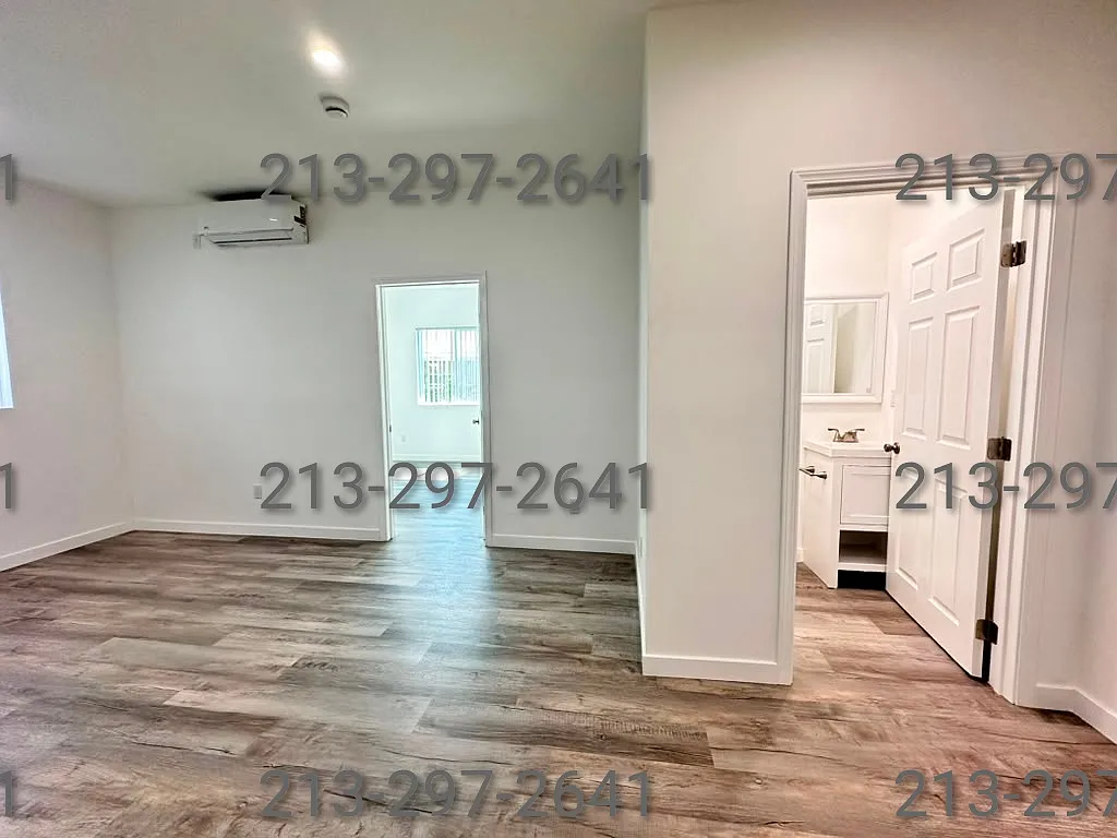 1 bed, 1.5 bath, 650 sqft, $1,650 — Photo 3