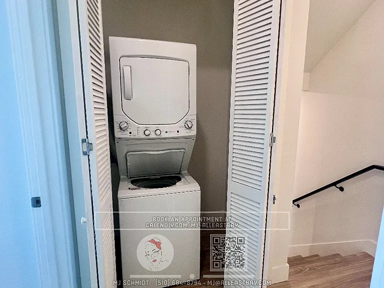 3253 Ettie St #4 — Photo 6