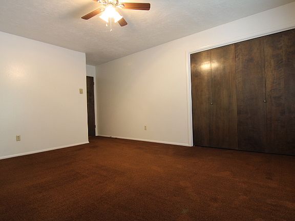 3rd image of 782 Whittier St