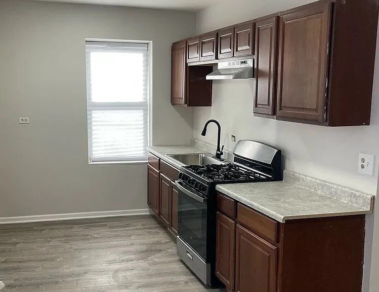 6243 S Ashland Ave — Photo 16