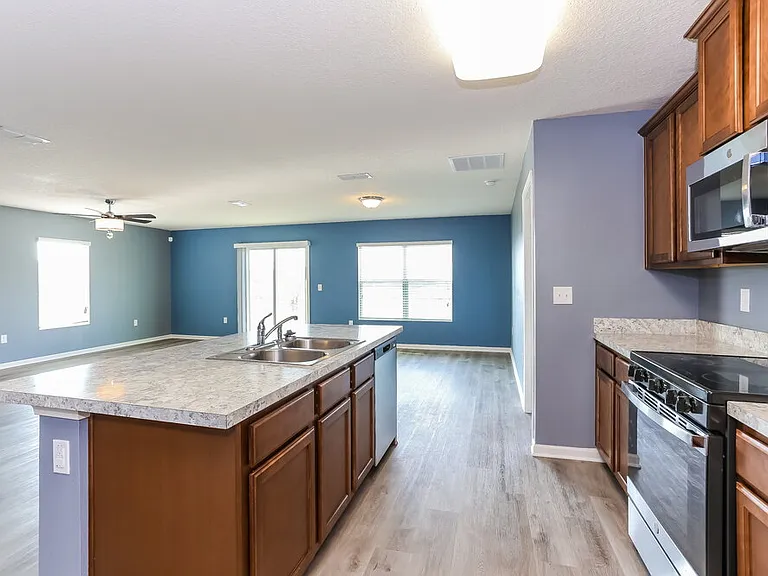 12394 Glimmer Way — Photo 7