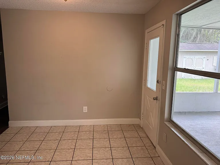 2120 Blair Rd S — Photo 31