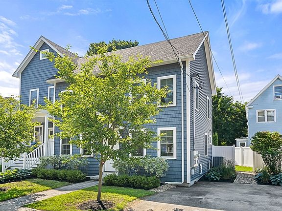 2nd image of 52 Salem St #52