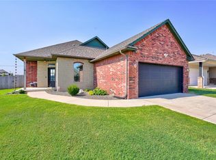 8000 NW 160th Ter, Edmond, OK 73013
