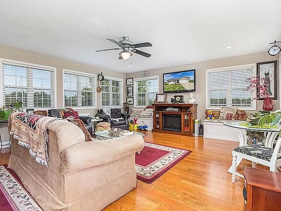 5th image of 1201 Troutman Dr