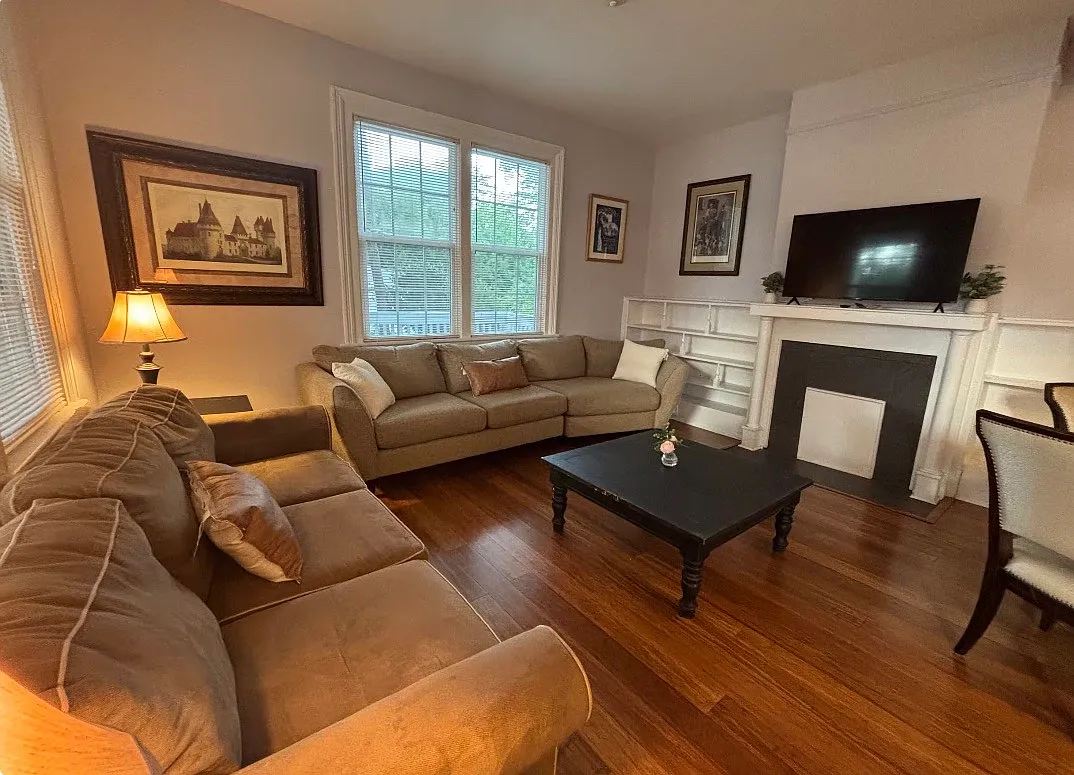 5 bed, 3400 sqft, $4,000 — Photo 3