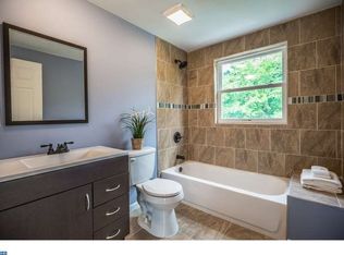 90 Sheffield Dr, Willingboro, NJ 08046