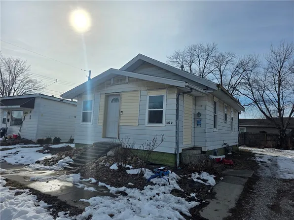 109 N Lincoln St, Effingham, IL 62401