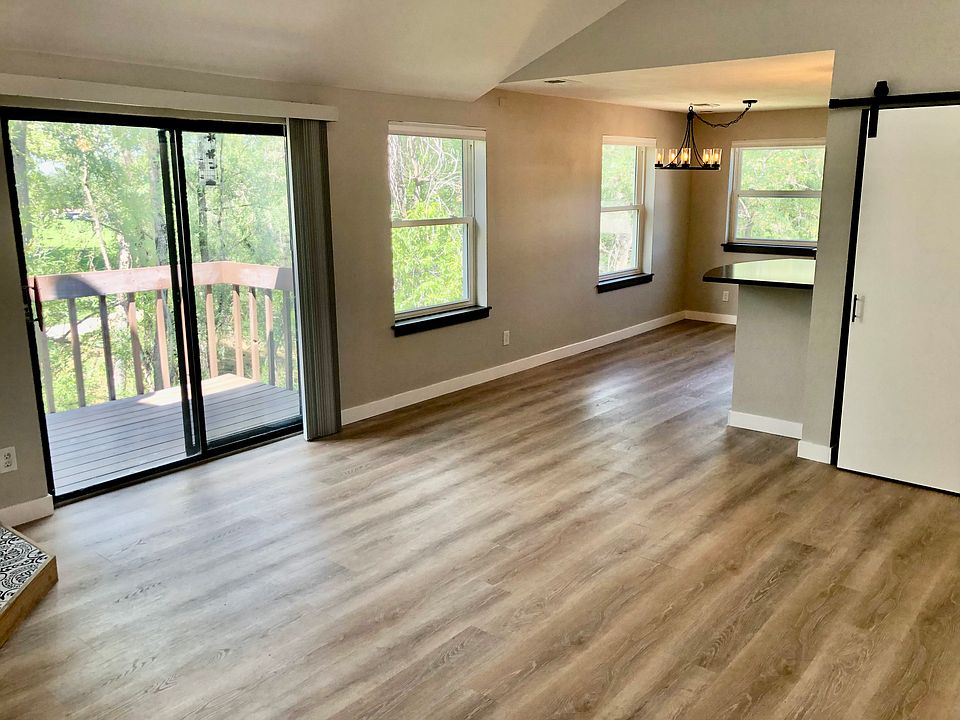 1st image of 2907 Shadow Creek Dr APT 304