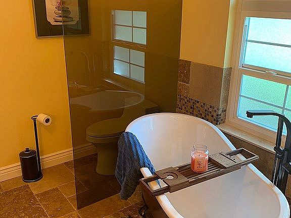 5th image of 722 Wildflower Dr