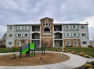 1833 N Crest Rd UNIT 12, Saratoga Springs, UT 84045