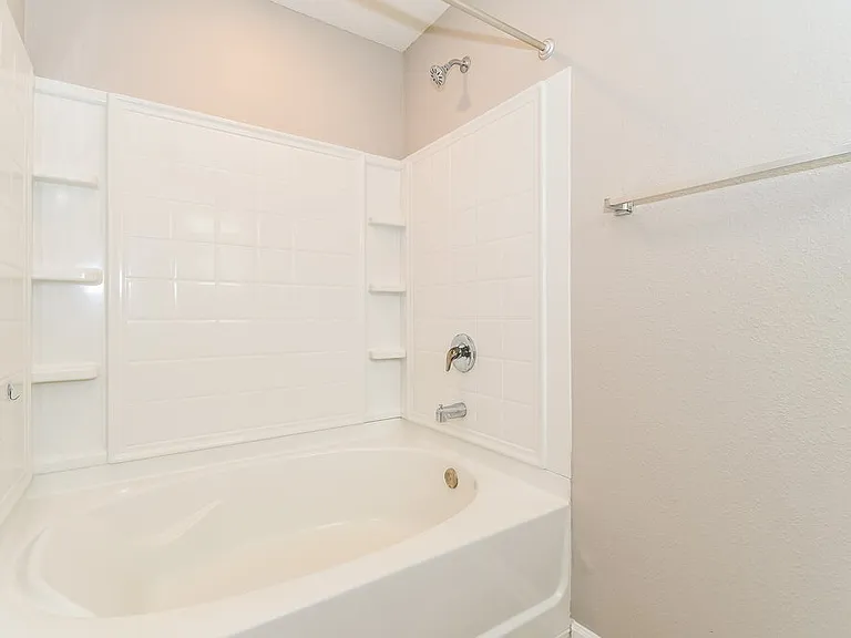 2283 Pebble Point Dr — Photo 13