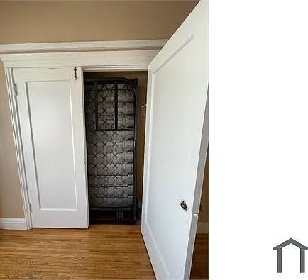 4th image of 1025 Powell St APT 34