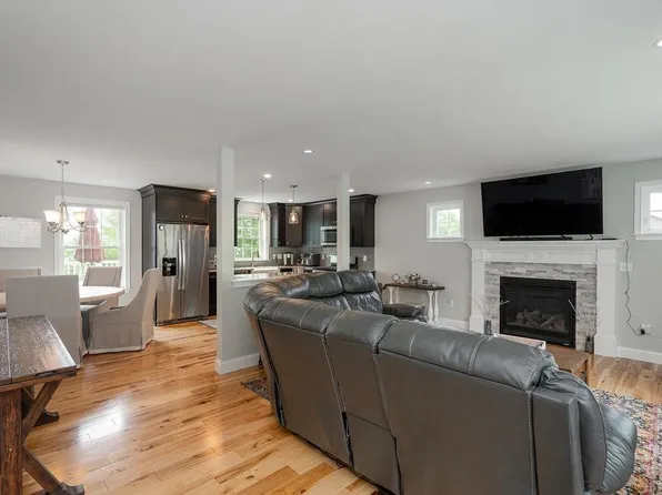 145 Timber Ridge Drive, Milford, NH 03055