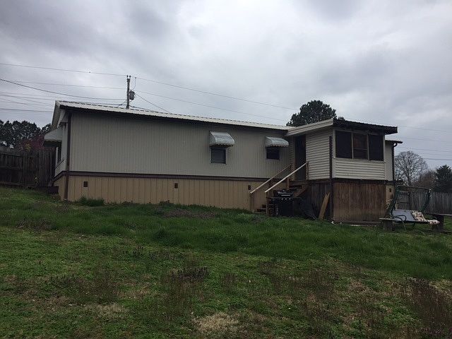 1st image of 484 Apple Court Dr