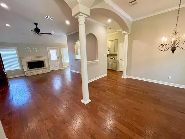 3601 Serena Woods Ct — Photo 4
