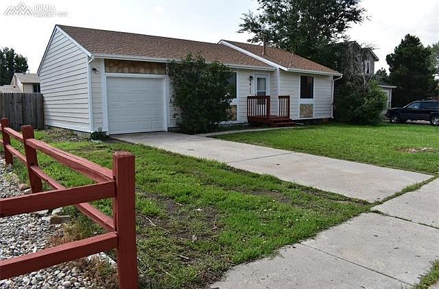 New Roof 3/18, New Exterior paint 7/17, New front deck 7/17