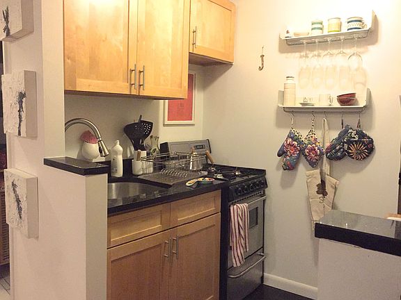 4th image of 1339 3rd Ave APT 3D