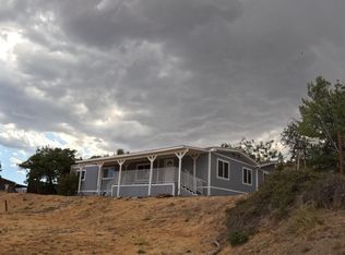 1165 Arabian Dr, Tehachapi, CA 93561