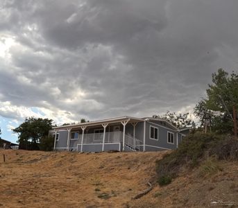 1165 Arabian Dr, Tehachapi, CA, 93561