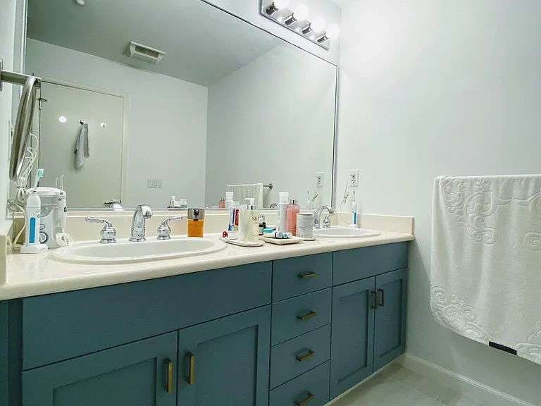 Bathroom 2