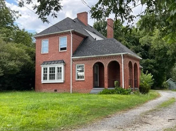 414 W Harrison St, Reidsville, NC 27320