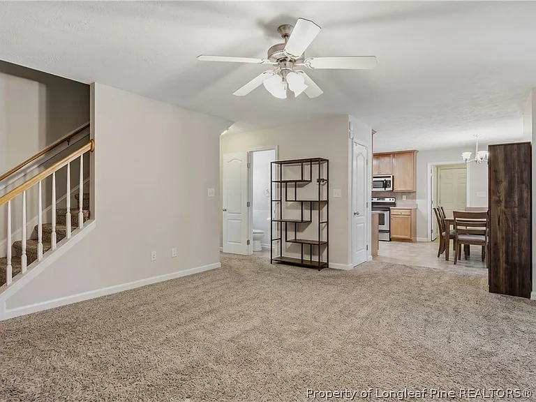 420 Thorncliff Dr — Photo 16