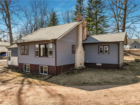 915 Colan Boulevard, Rice Lake, WI 54868