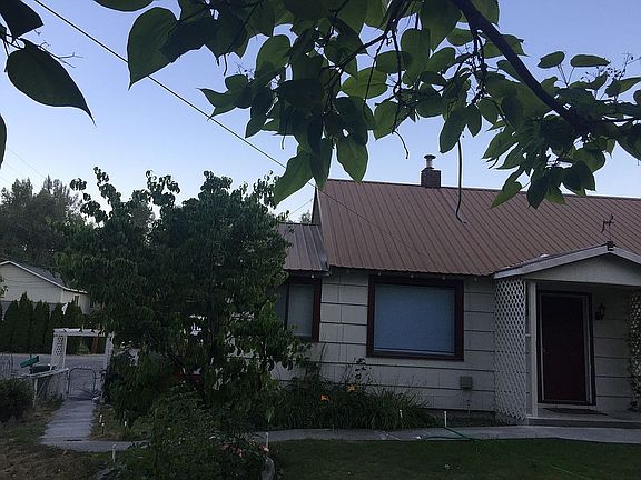 2nd image of 425 Okoma Dr