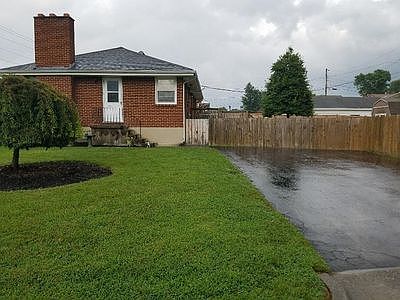 3rd image of 1318 Penley Blvd