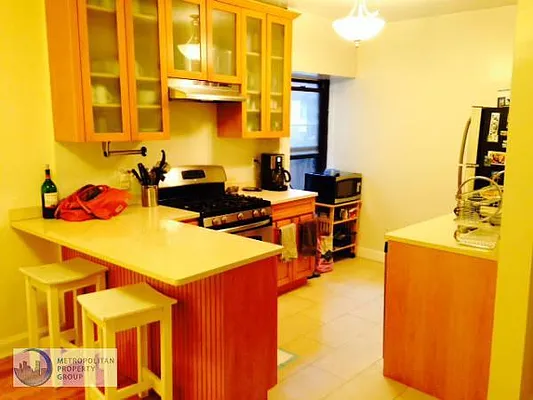 Rented by Metropolitan Property Group | media 29