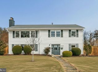 6315 Haviland Dr, Bethesda, MD 20817