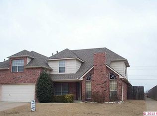 815 N Douglas St, Jenks, OK 74037