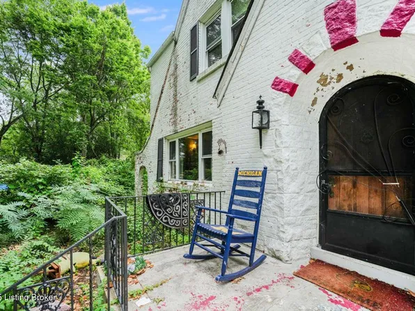 4435 Taylorsville Rd, Hurstbourne Acres, KY 40220