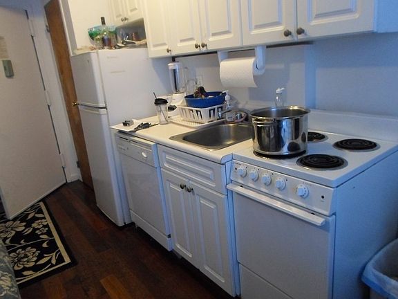 5th image of 253 E 77th St Ph B