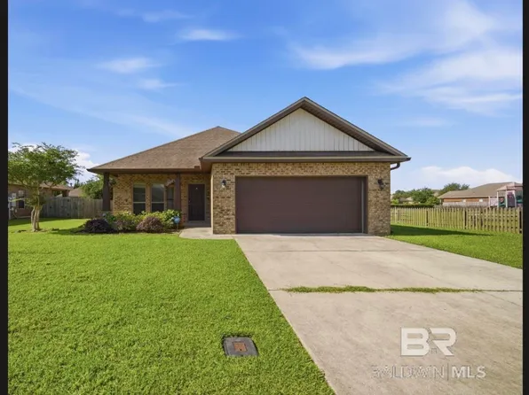 9368 McQueen Dr, Fairhope, AL 36532
