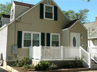 1147 W 38th St, Erie, PA 16508