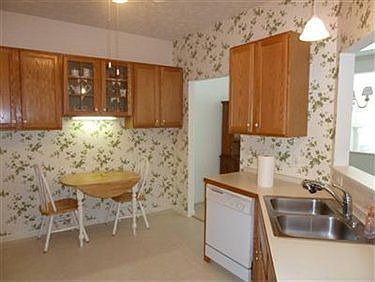 4th image of 2455 Crimson Dr #2455