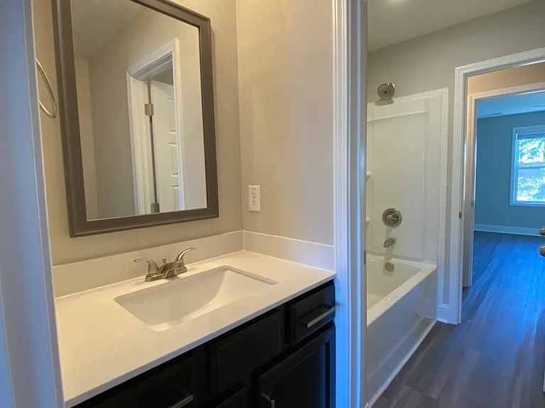 1020 Glenkirk Dr #B — Photo 10