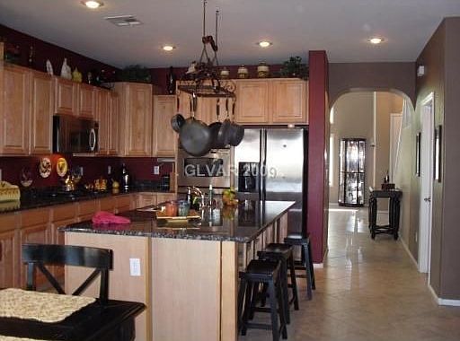 3rd image of 4024 Owlshead Mountain St