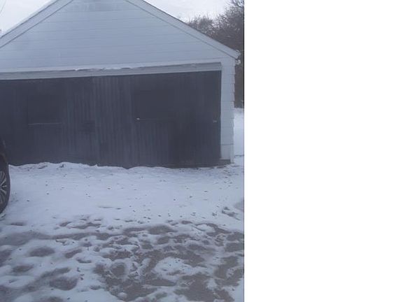 3rd image of 3321 N West St