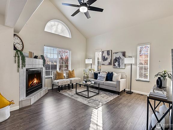 5th image of 17408 27th Avenue NE