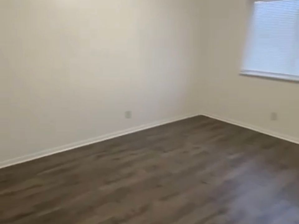 2nd image of 14662 Prospect St APT 3