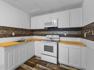 204 Broadway Ave, Crystal City, MO 63019