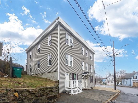 3rd image of 122-126 Marianna St