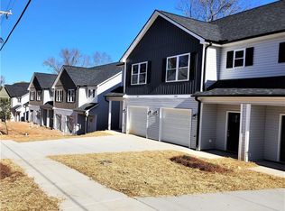 1054 McLain Rd, Kannapolis, NC 28083