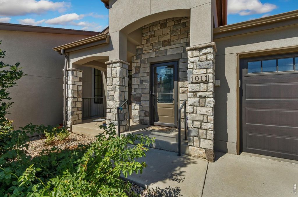 1011 Sabatino Ln